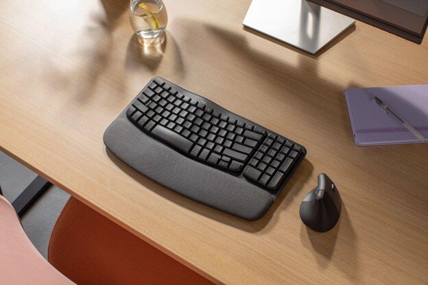 Keyboard and mouse on desk